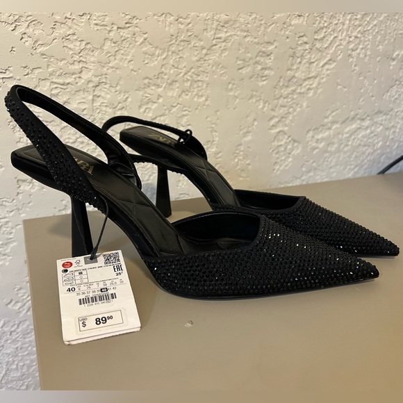 Zara Slingback with Black Rhinestone Detail - Picture 4 of 5